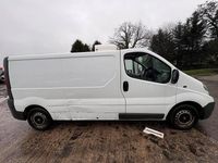 Second-hand Vauxhall Vivaro 115 CP (84 kW) 2014 Alb Monovolum