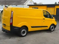Begagnad Ford Transit Custom 130 HK (95 kW) 2022 Gul Van