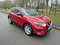Used Nissan Qashqai Acenta Premium 2018 Red SUV