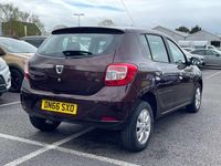 Used Dacia Sandero Ambiance 90 HP (66 kW) 2016 Brown Hatchback
