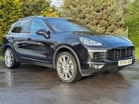 Used Porsche Cayenne 385 HP (283 kW) 2015 Black SUV