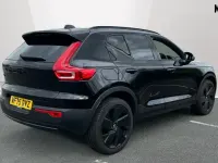 Usado Volvo XC40 Plus 197 HP (144 kW) 2025 Preto SUV