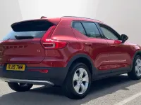 Usado Volvo XC40 Momentum 188 HP (138 kW) 2019 Vermelho SUV