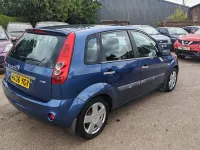 Used Ford Fiesta Zetec 2006 Blue Hatchback