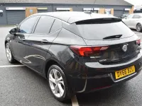 Second-hand Vauxhall Astra SRi 150 CP (110 kW) 2016 Negru Hatchback