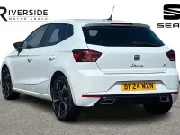 Used Seat Ibiza FR Sport 95 HP (69 kW) 2024 Glacial white Hatchback