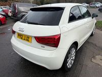 Used Audi A1 Sport 105 HP (77 kW) 2012 White Hatchback