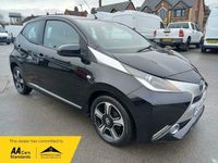 Używany Toyota Aygo X-clusiv 2014 Czarny Hatchback