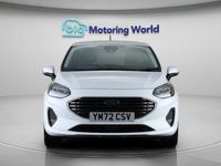 Begagnad Ford Fiesta Titanium 101 HK (74 kW) 2022 Vit Halvkombi