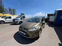 Used Ford Fiesta Zetec 2012 Gold Hatchback
