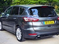 Usado Ford S-MAX S 210 HP (154 kW) 2016 Cinzento Monovolume