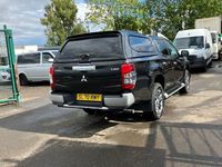 Used Mitsubishi L200 150 HP (110 kW) 2020 Black Pickup