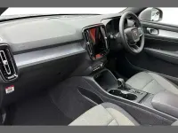 Used Volvo XC40 Core 161 HP (118 kW) 2025 Silver SUV