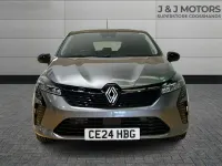 Used Renault Clio Evolution 90 HP (66 kW) 2024 Grey Hatchback