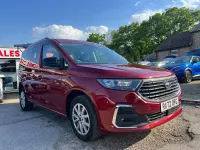 Used Ford Tourneo Connect Titanium 122 HP (89 kW) 2023 Red MPV