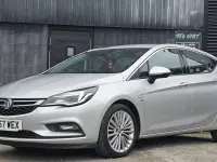 Used Vauxhall Astra Elite 150 HP (110 kW) 2018 Silver Hatchback