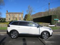 Used Peugeot 5008 Premium 130 HP (95 kW) 2018 White SUV