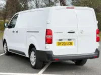 Used Vauxhall Vivaro S 100 HP (73 kW) 2020 White MPV