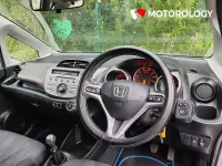 Używany Honda Jazz ES 100 KM (73 kW) 2009 Srebrny Hatchback