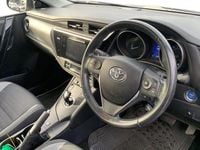 Used Toyota Auris Touring Sports Business Edition 136 HP (100 kW) 2017 Estate