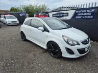 Second-hand Vauxhall Corsa Edition 2013 Alb Hatchback