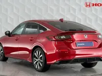 Used Honda Civic Elegance 181 HP (133 kW) 2024 Crystal red Hatchback