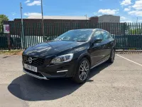 Used Volvo V60 CC 190 HP (139 kW) 2016 Black Estate
