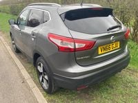 Used Nissan Qashqai N-Connecta 130 HP (95 kW) 2016 Grey SUV