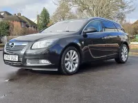 Used Vauxhall Insignia Elite 160 HP (117 kW) 2012 Black Estate