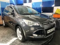 Usado Ford Kuga Titanium 150 HP (110 kW) 2015 Cinzento SUV