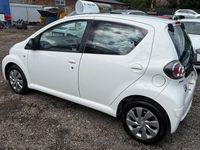 Used Toyota Aygo 2013 White Hatchback