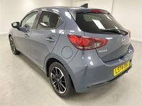 Begagnad Mazda 2 Homura-Aka 2024 Grå Halvkombi