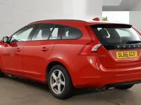 Used Volvo V60 Business Edition 120 HP (88 kW) 2017 Red Estate