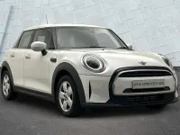 Used Mini Cooper Classic 134 HP (98 kW) 2024 White Hatchback