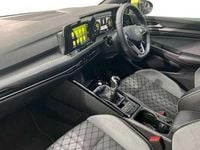 Second-hand VW Golf VIII 130 CP (95 kW) 2023