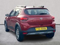 Used Dacia Sandero Comfort 90 HP (66 kW) 2021 Red Hatchback