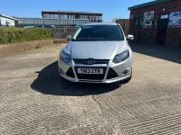 Used Ford Focus Zetec 125 HP (91 kW) 2013 Silver Hatchback
