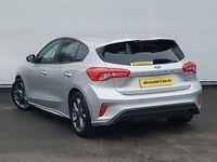 Used Ford Focus ST-Line 125 HP (91 kW) 2021 Silver Hatchback