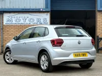 Used VW Polo SE 93 HP (68 kW) 2018 Silver Hatchback
