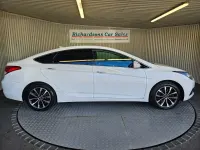 Used Hyundai i40 SE 136 HP (100 kW) 2019 White Estate