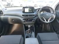 Used Hyundai Tucson SE 132 HP (97 kW) 2018 White SUV