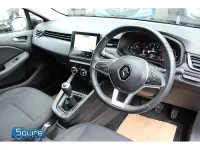 Used Renault Clio V Evolution 90 HP (66 kW) 2022 Grey Hatchback