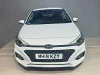 Used Hyundai i20 SE 84 HP (61 kW) 2019 White Hatchback