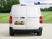 Used Peugeot e-Expert 100 kW (136 HP) 2024 White Van