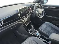 Begagnad VW T-Roc R-line 150 HK (110 kW) 2025 Svart SUV