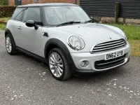 Usado Mini Cooper Hatch 2012 Plateado Utilitario
