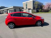Usado Ford Fiesta Zetec 2013 Vermelho Citadino