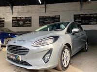 Used Ford Fiesta Zetec 85 HP (62 kW) 2018 Silver Hatchback