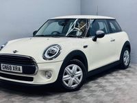 Used Mini ONE Hatch 102 HP (75 kW) 2018 White Hatchback