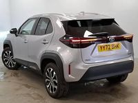 Used Toyota Yaris Hybrid Design 116 HP (85 kW) 2022 Silver Estate